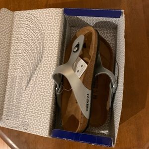 Brand new Birkenstock shoes. GIZEH Model.